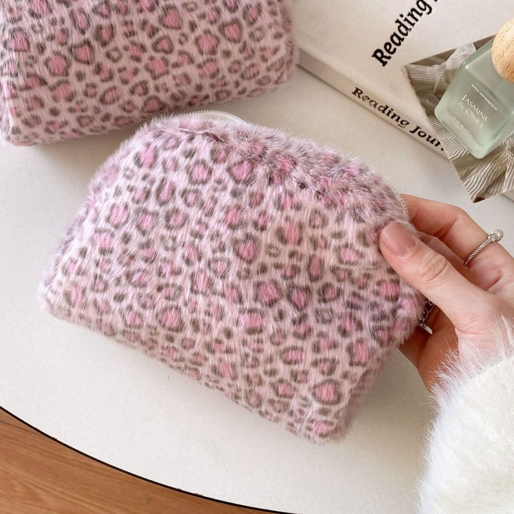 High Quality Fuzzy Makeup Bag  - đánh giá và giá Cosmetic Bags