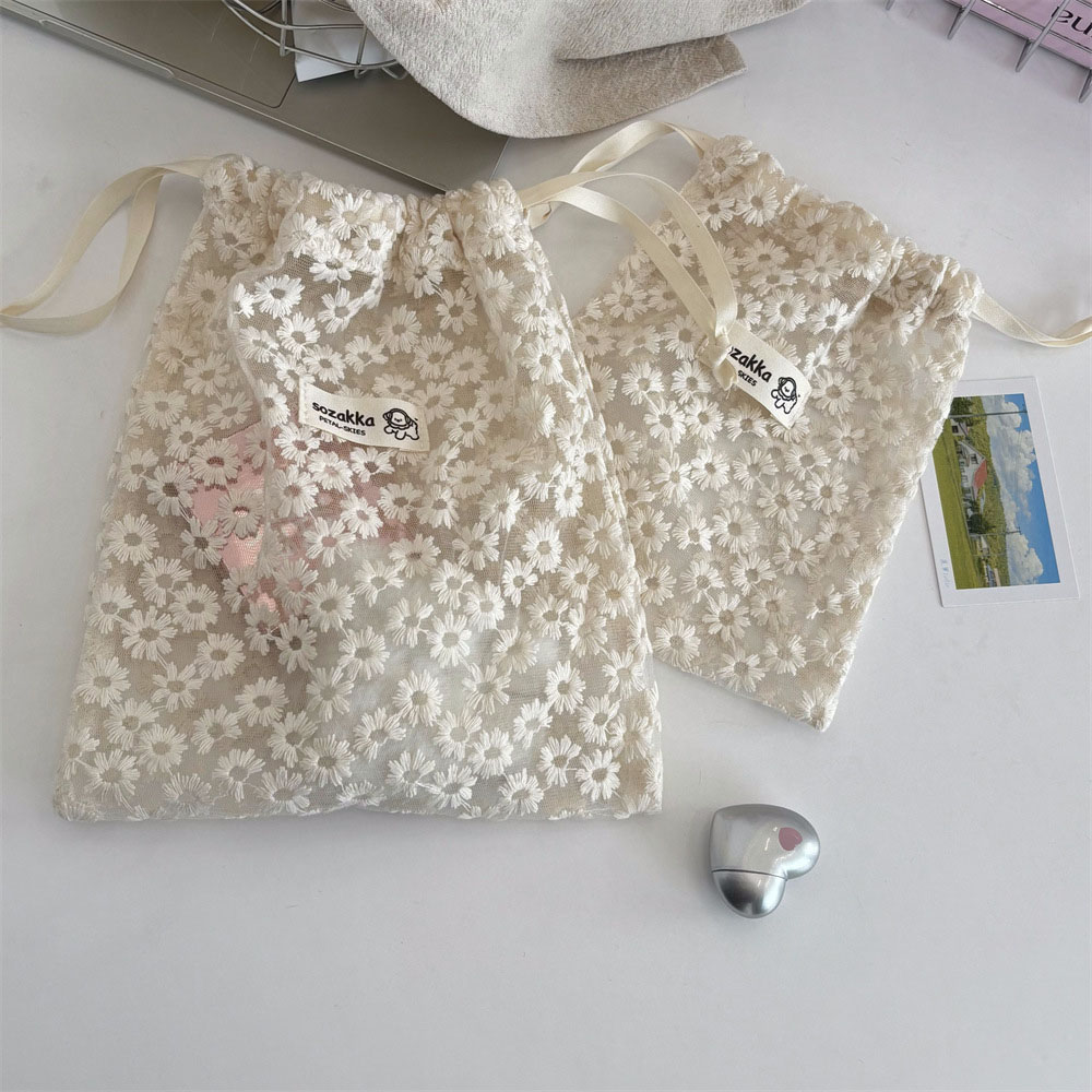 Lace Embroidered Daisy Mesh Dr - đánh giá và giá Cosmetic Bags
